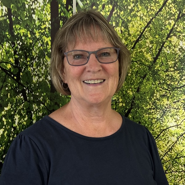Mrs. Peggy Wolfe